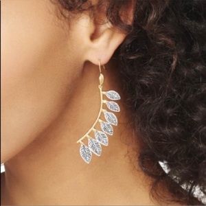 Stella and Dot Asher earrings good used condition